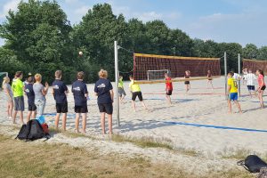 Personeels-uitje in het zand!