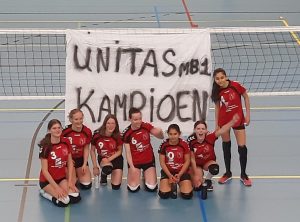 Meiden B KAMPIOEN!!!