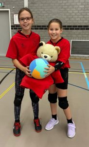 Volley Stars voor het eerst in actie!